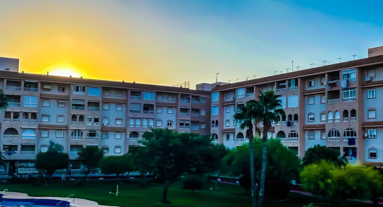 Apartamento Exclusivo Y Central Torrevieja Zewnętrze zdjęcie
